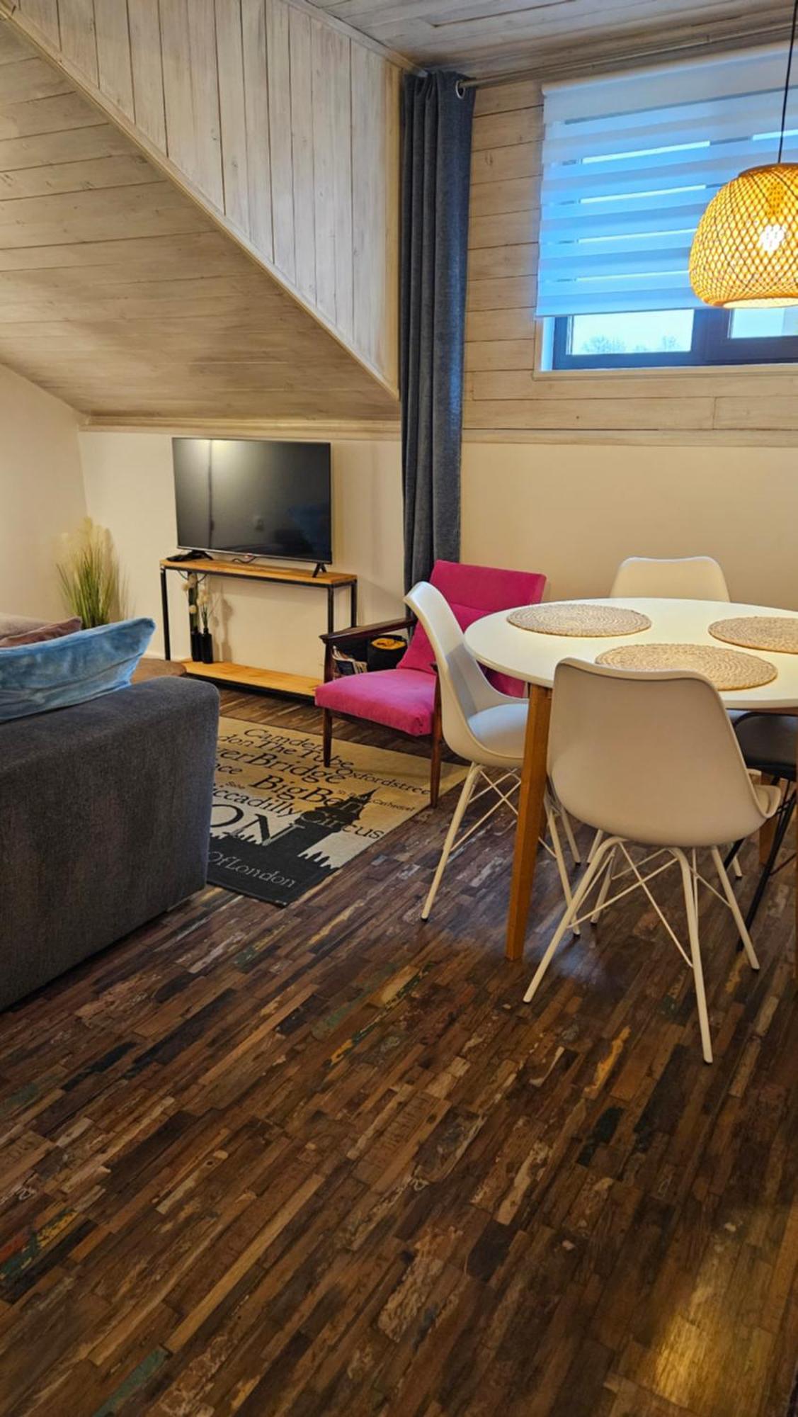 Studio Apartman Gradna サモボル エクステリア 写真