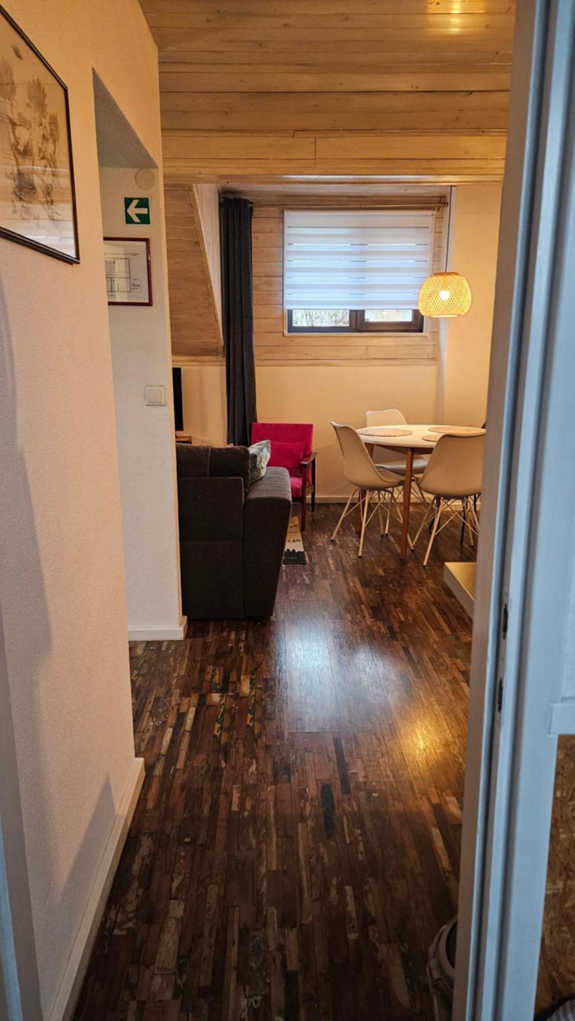 Studio Apartman Gradna サモボル エクステリア 写真